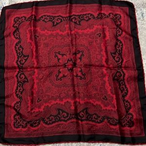 Damon all silk made in Italy scarf 🌺🍀🌺